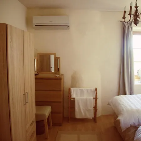 Loire Escapes - Le Grenier Hébergement de vacances *